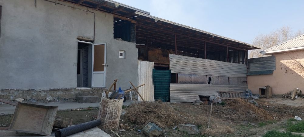 Новостройка канализация сув газ электричество.