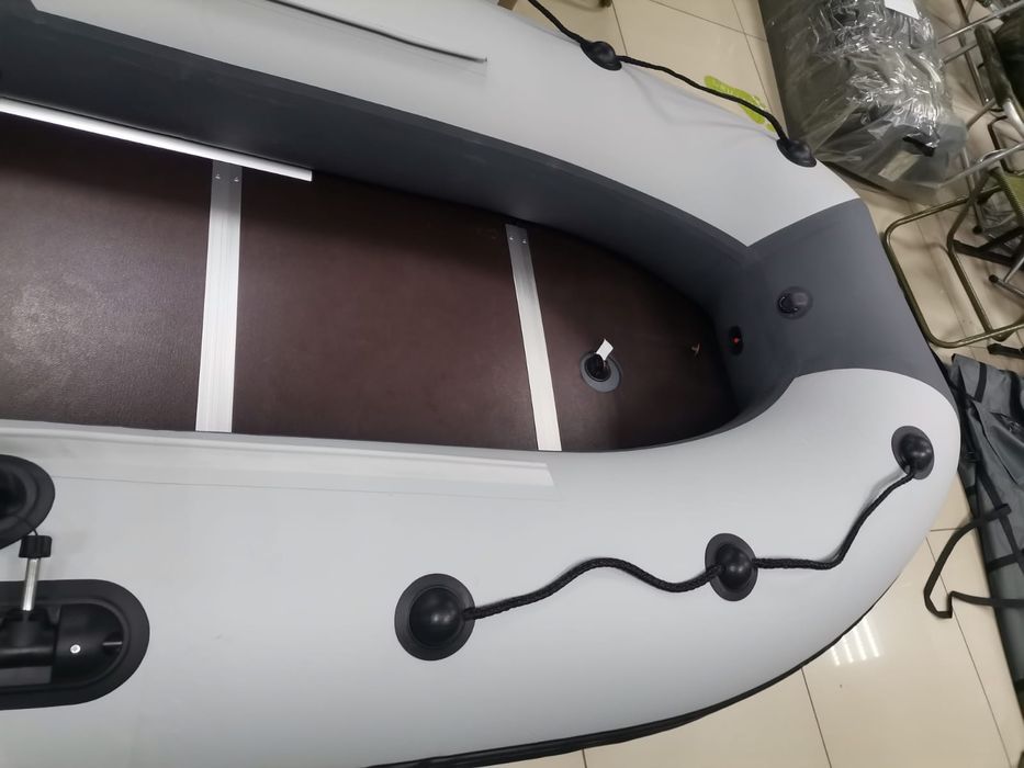 Лодка Ривьера 3200 с мотором Hangkai 9.9