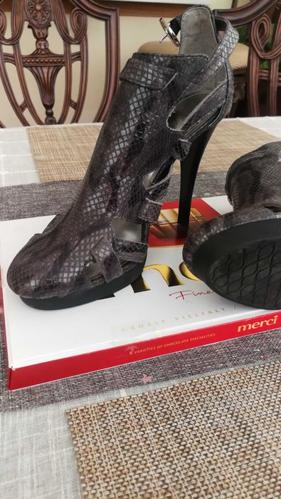 Дамски обувки от естествена кожа Calvin Klein