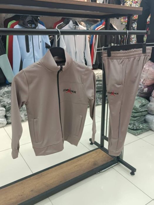 Trening fete și baieti