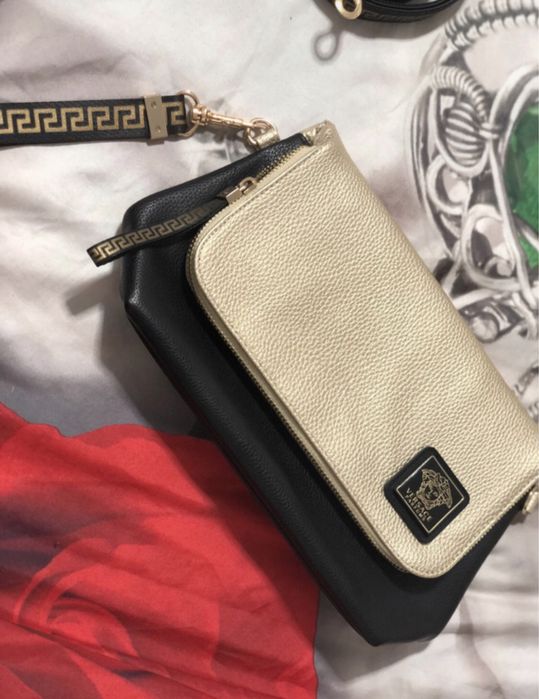 vand geanta versace originala urgent! Noua fara eticheta