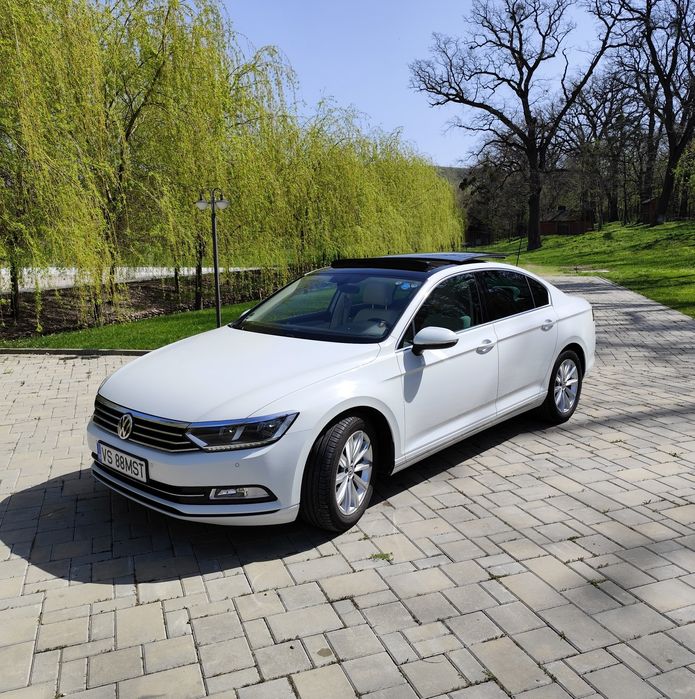 VOLKSWAGEN PASSAT B8 Limousine DSG Panoramic 
EURO 6