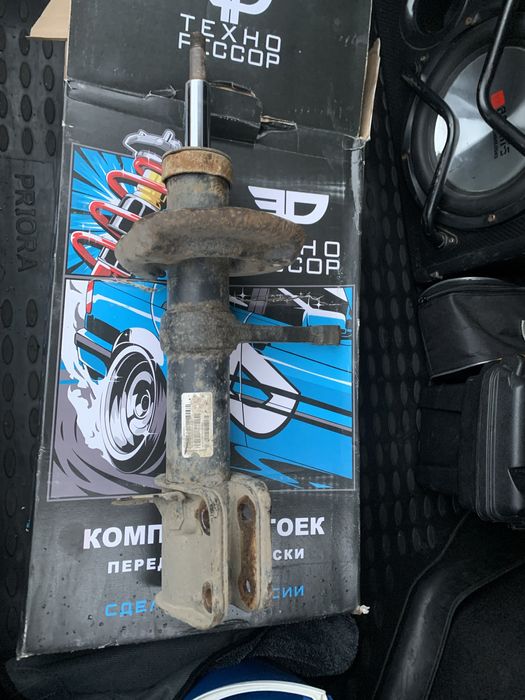 Продам стойк Ваз