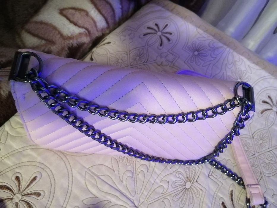 VAND geanta mica și rucsac oraș, pentru dama.,stare acceptabila