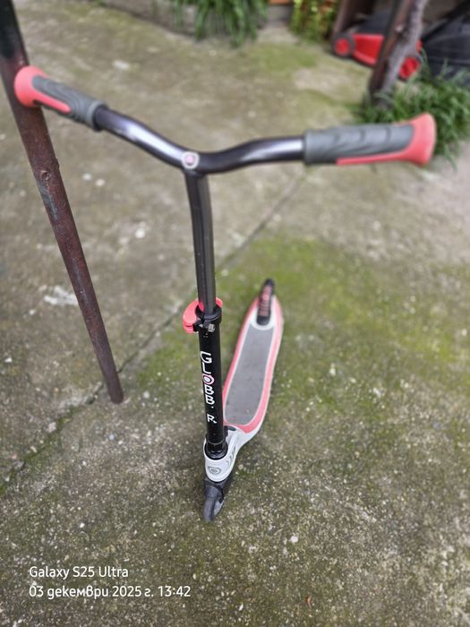 Сгъваема детска тротинетка GLOBBER  FLOW FOLDABLE розова