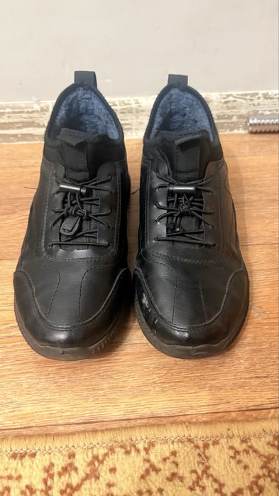 Полукроссовки40размер