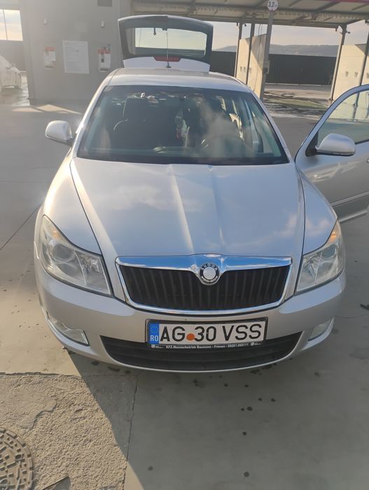 SKODA Octavia 2010 — imagine 1