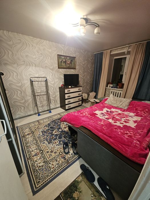 Продам 1,5 комнатную квартиру