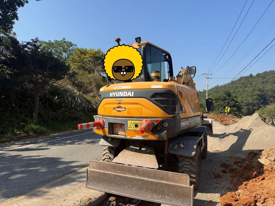 Малютка экскаватор погрузчик