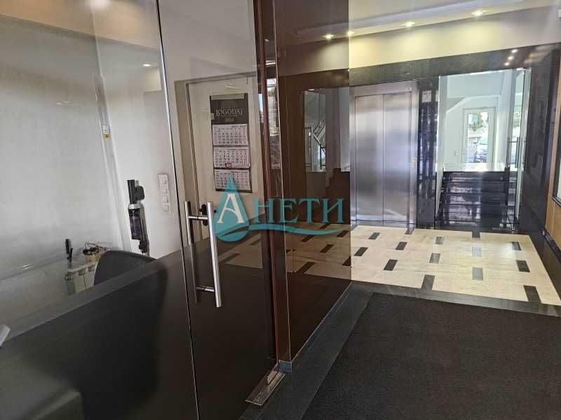 Продава се Тристаен апартамент в София, Младост 1 - 105 кв.м за 3620 €/кв.м - Снимка #11