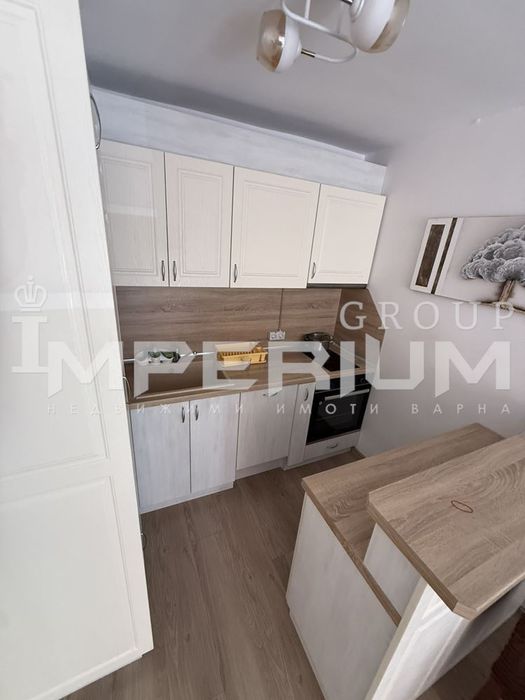 Дава се под наем Двустаен апартамент в Варна, Център - 60 кв.м за 650 € - Снимка #3