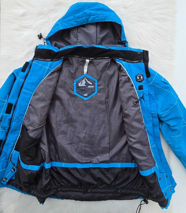 Дамски ски екип размер М-Л