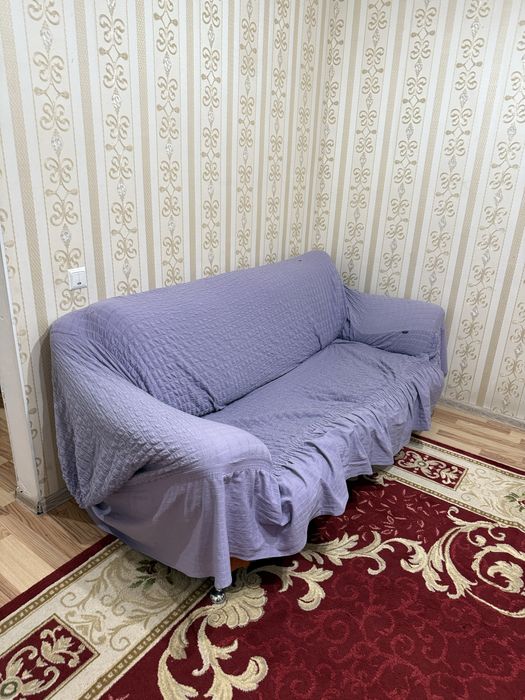 Диван и два кресла