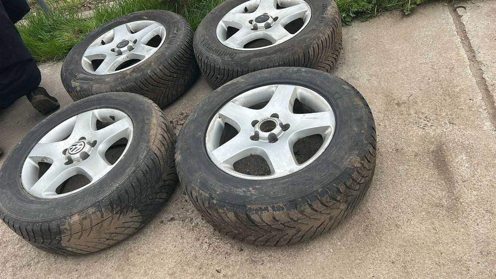 Set jante aliaj cu anvelope 235/65R17 7.5Jx17H2, ET55 Touareg 7l 5x120