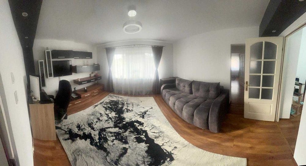 Vând apartament 3 camere in Dej ultracentral, cartier Stefan cel Mare