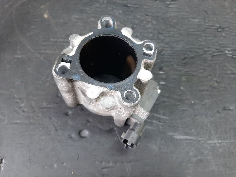 Tub galerie egr cu senzor 2.0 dci m9r renault laguna 3 8200854280