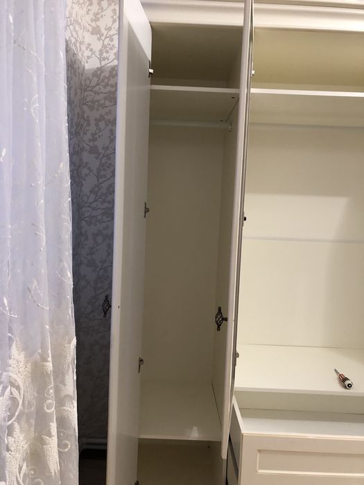 Продам Шкаф