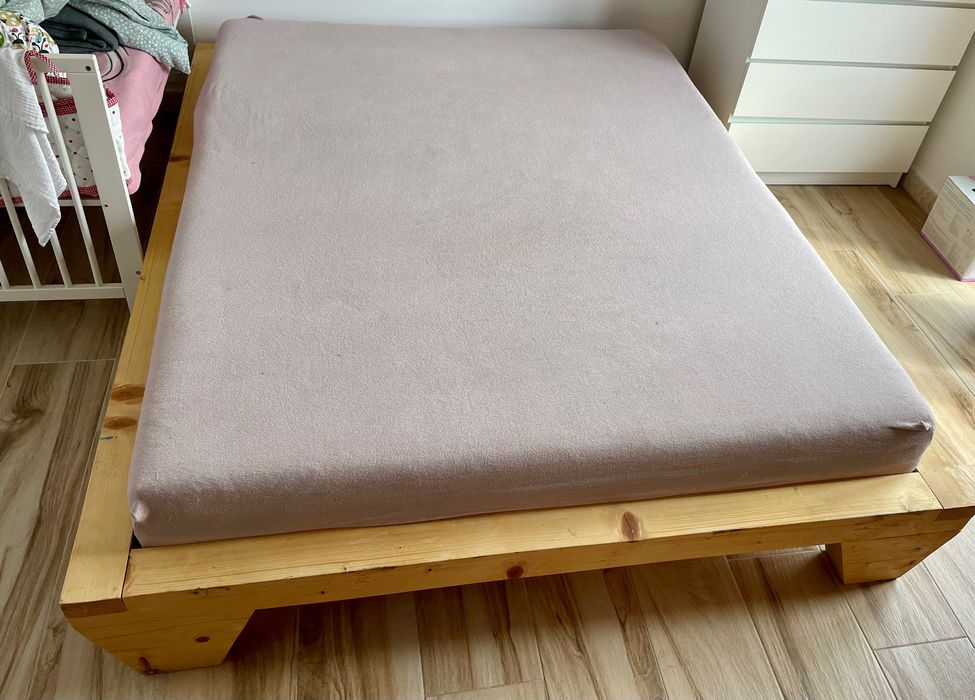Pat din lemn 180x220
