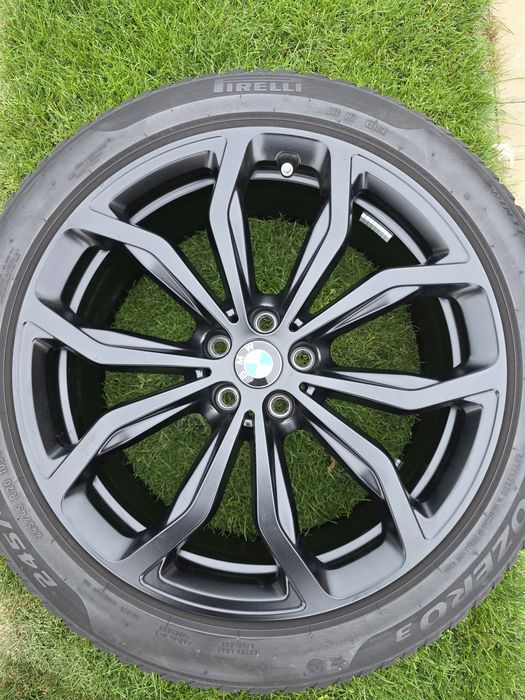 Jante originale BMW R 20 echipate cu cauciucuri de iarna