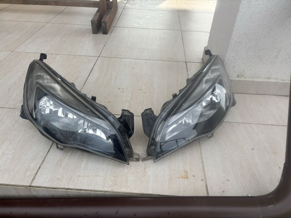 Far dreapta cu drl lumini de zii cu led opel astra j sport tourer 2018