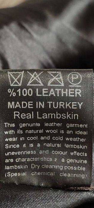 Елегантен елек с качулка от естествена кожа с косъм