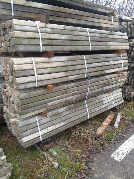 Vând Stâlpi de beton pentru gard - Import Italia