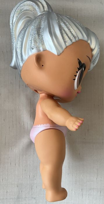 Papusa Kitty, inaltime 30 cm.