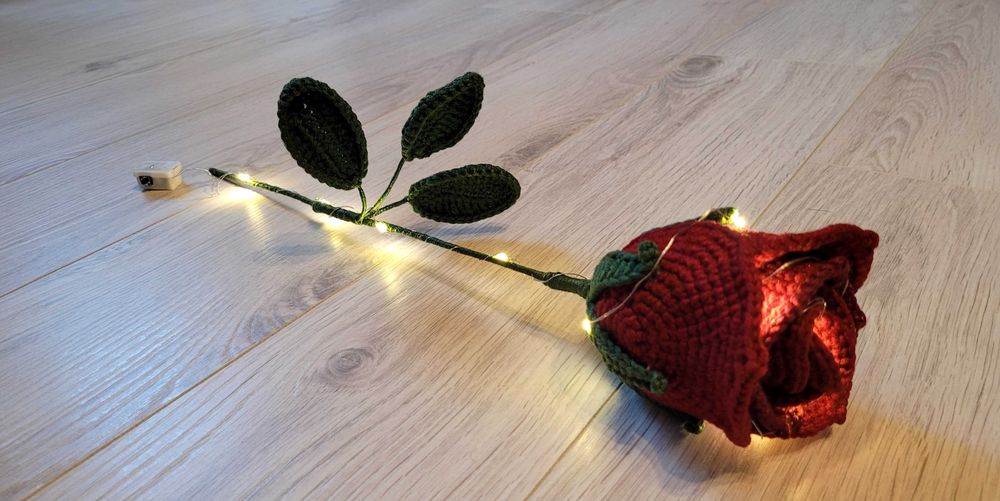 Forever Rose - Trandafir crosetat manual