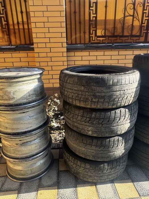 Диски с резиной!