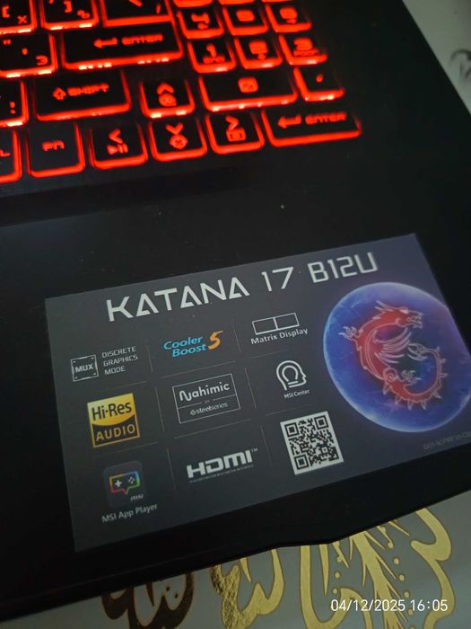 Ноутбук игровой msi katana b12u