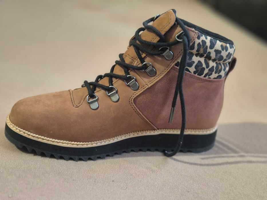 Нови дамски боти TOMS № 39 – естествена кожа, кафяви
