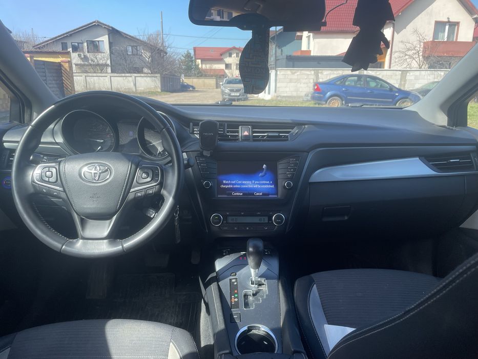 Toyota avensis 2017 1.8 benzina GPL cutie automata
