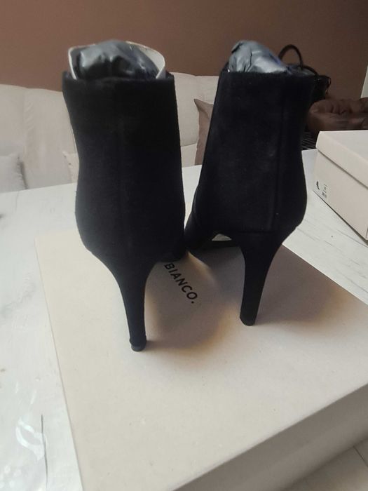 Продавам елегантни боти