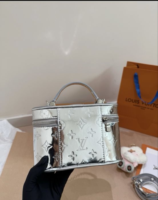 Geanta Louis Vuitton