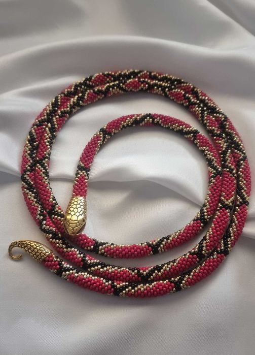 мъниста декорация