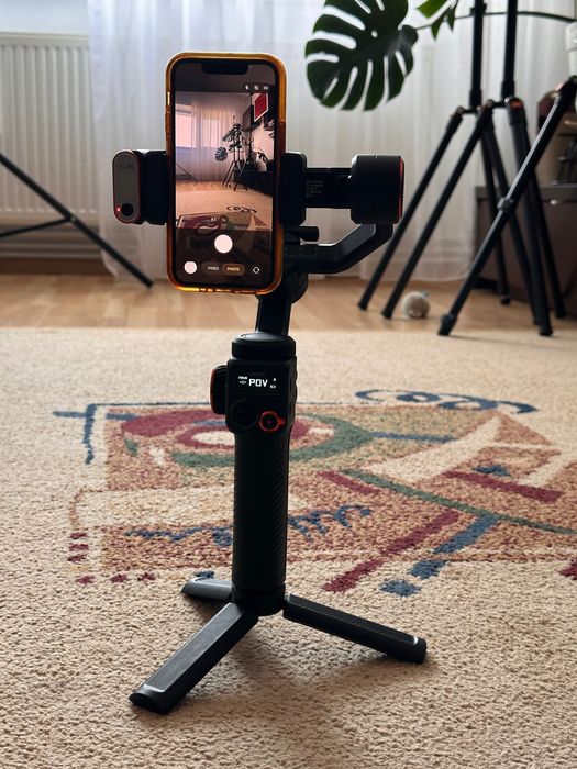 Stabilizator pentru telefon Hohem iSteady M6 KIT (cu modul AI) – folosit foarte puțin, stare impecabilă