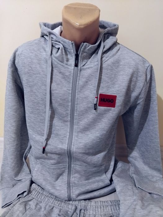 Oferte!  Trening baieti Hugo, treningul conține 3 piese.