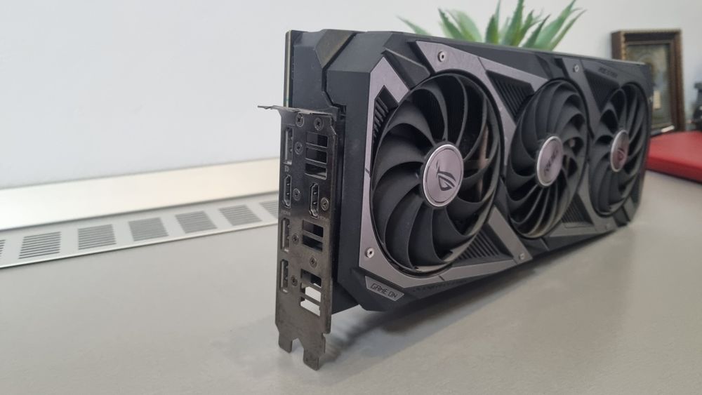 Vand placa video RTX 3070 Asus Rog Strix 3 vent