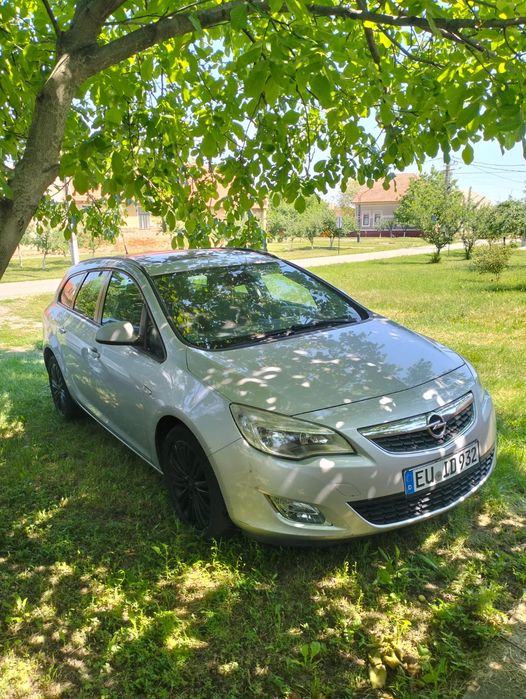 OPEL Astra 2012 — imagine 2