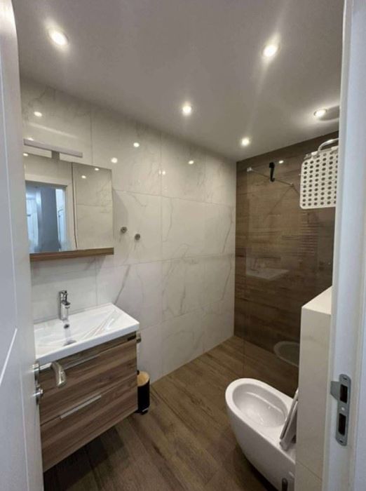 Дава се под наем Тристаен апартамент в София, Витоша - 70 кв.м за 947.58 € - Снимка #6