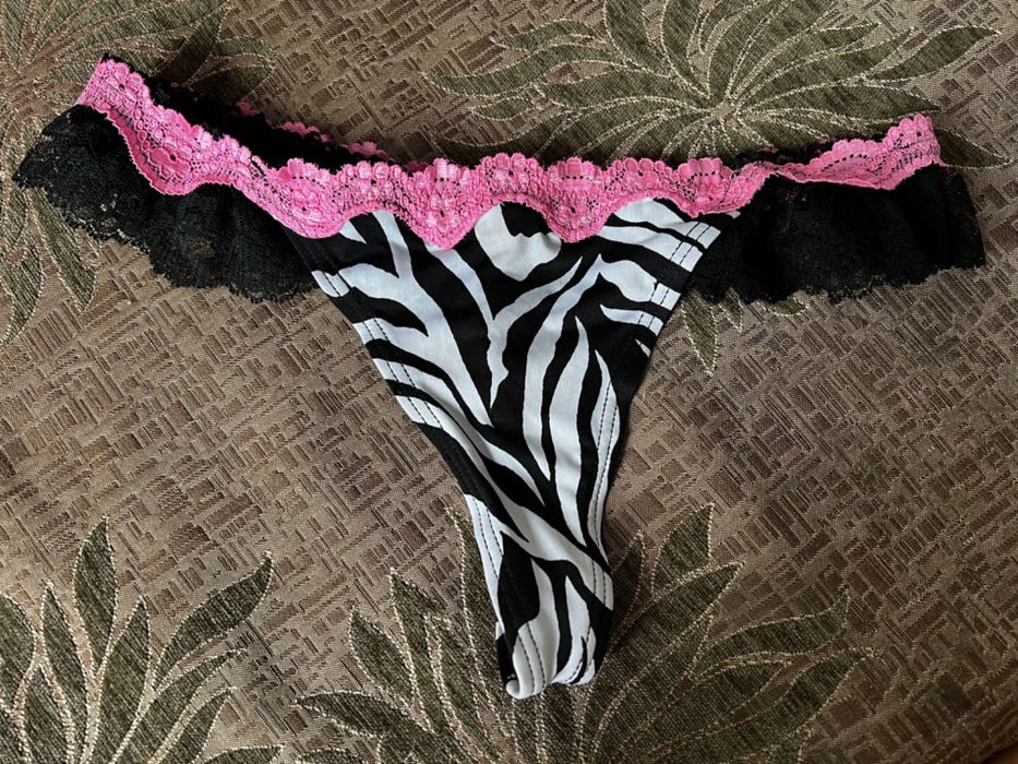 луксозни маркови прашки/бански/монокини /бельо и за плаж/ 3 различни