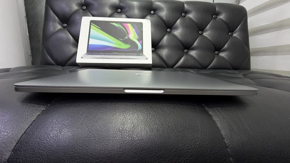 Apple MacBook Pro M1 2020 года в идеальном состояние