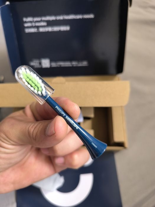 Зубная щётка PHILIPS