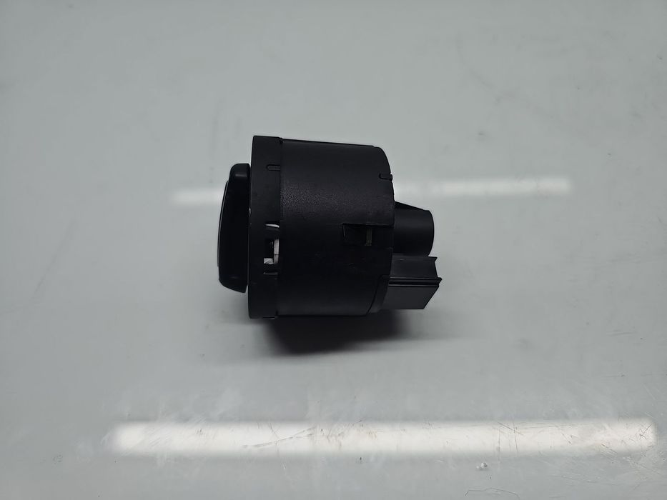 Bloc lumini Volkswagen Golf 7 (5G) [Fabr 2014-prezent] 5G0941431BE