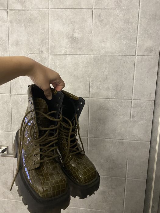 Дерзкие стильные ботинки,сапоги