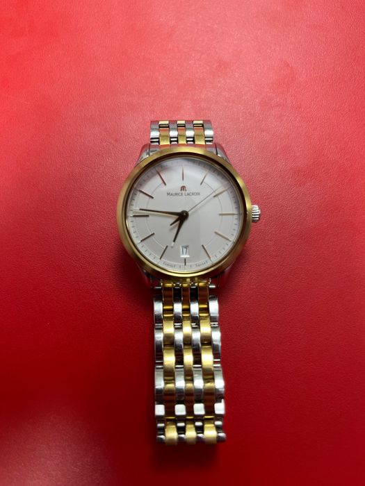 Продаю часы Maurice Lacroix