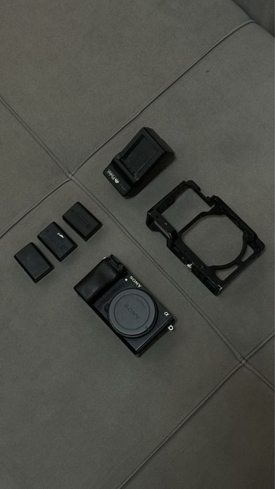 Sony A6300 продам