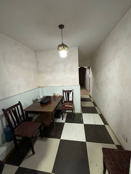 4xonalik 1qavatda rusalka atrofida sotiladi 
Rusalka 4 xonali 1 qavat