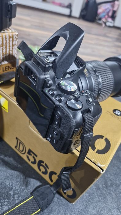 Nikon D5600 + Nikkor AF-S DX 18-105mm