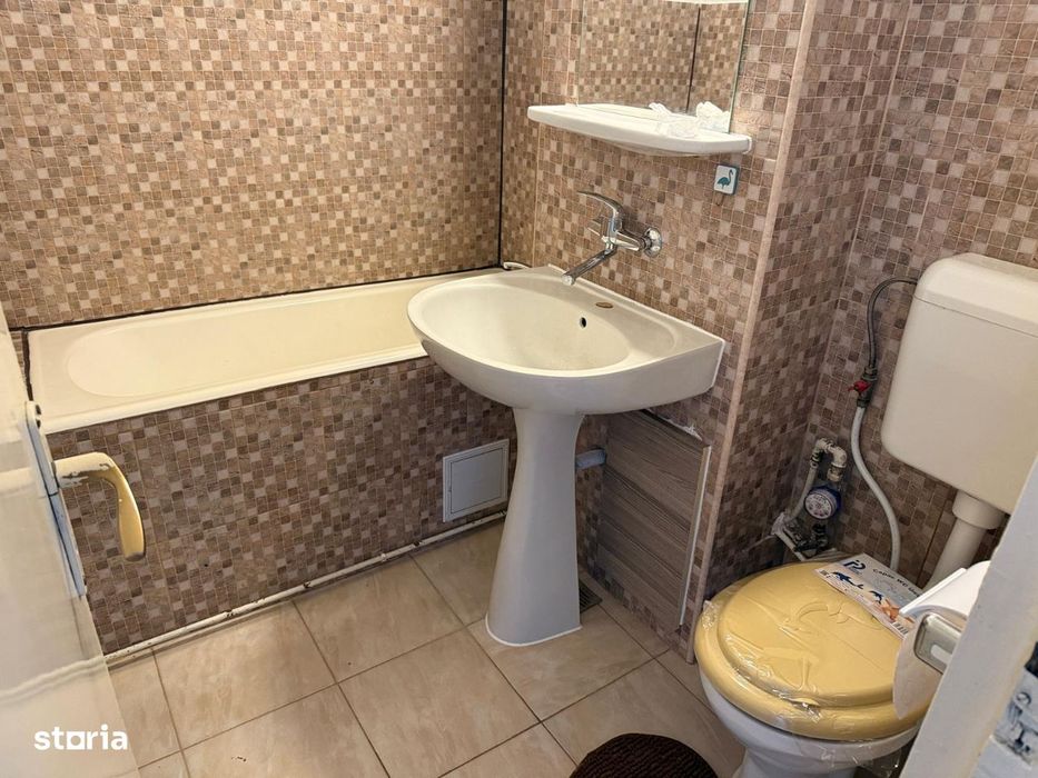 Inchiriere apartament 2 camere, mobilat, Targoviste, micro 9